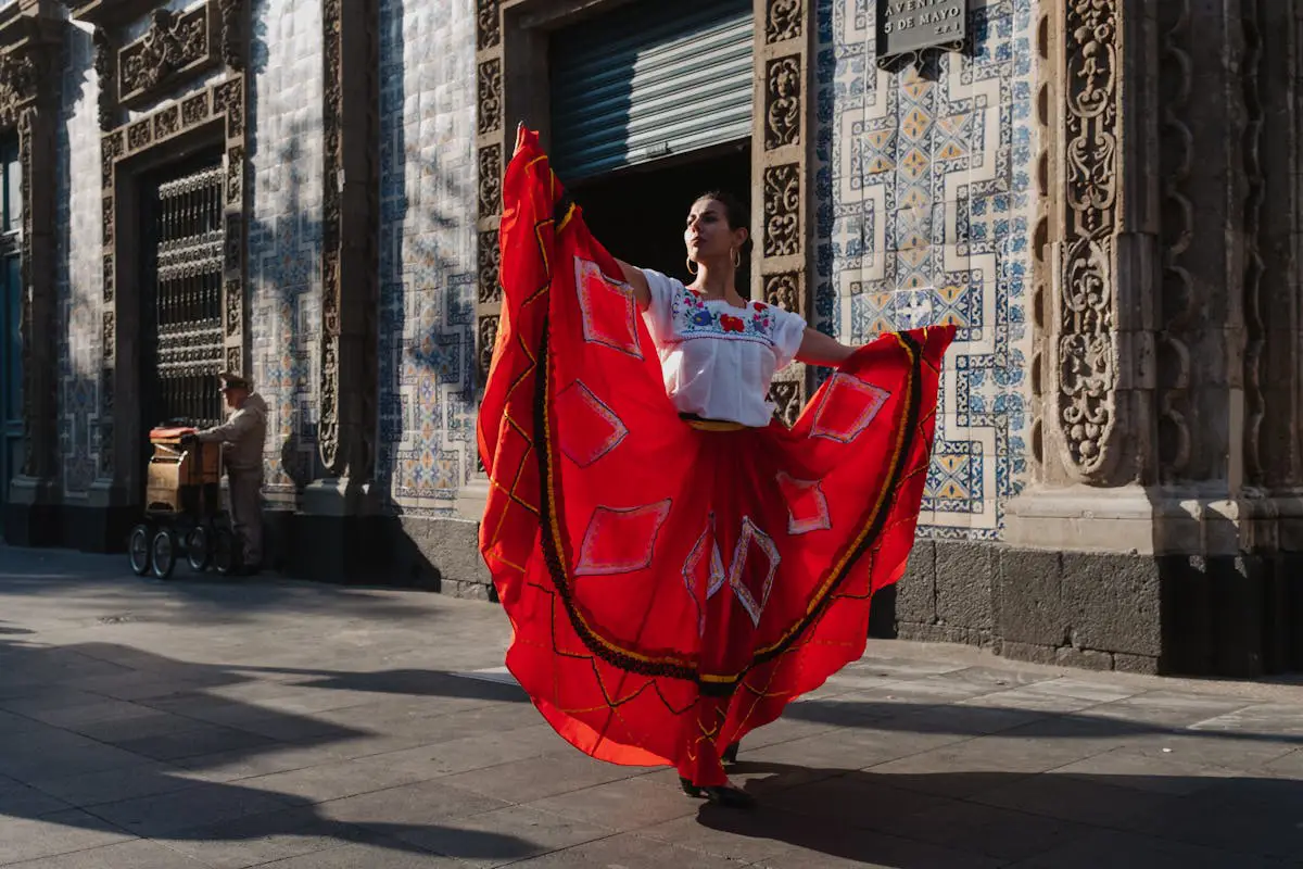 Strategic HR Solutions | girl-dance-on-street